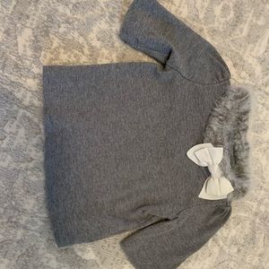 Janie and Jack gray top w fur